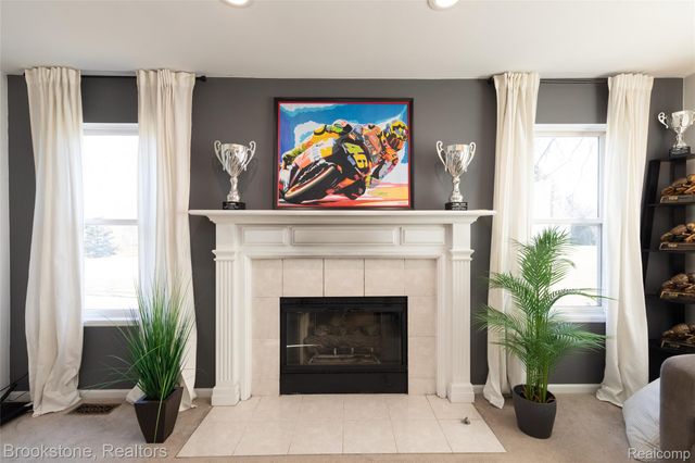 12567 BLUEBERRY Lane, Springfield Charter Township, MI 48350