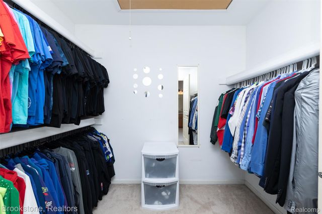 12567 BLUEBERRY Lane, Springfield Charter Township, MI 48350