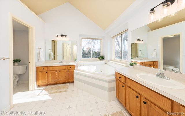 12567 BLUEBERRY Lane, Springfield Charter Township, MI 48350