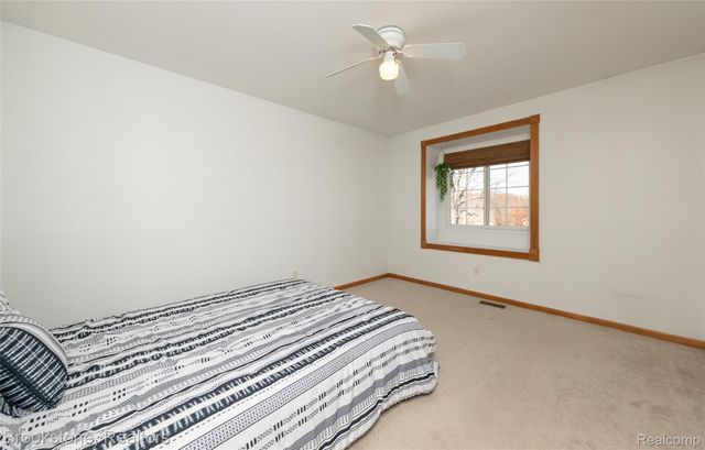 12567 BLUEBERRY Lane, Springfield Charter Township, MI 48350