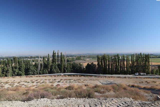 Lot 27 W 56th Ave, Kennewick, WA 99337