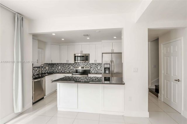 26181 SW 135th Court, Homestead, FL 33032