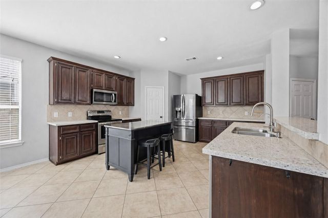 6110 Fulton Meadows Lane, Houston, TX 77092