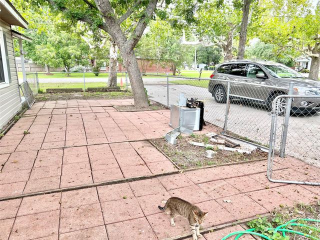 14414 2nd Street, Santa Fe, TX 77517