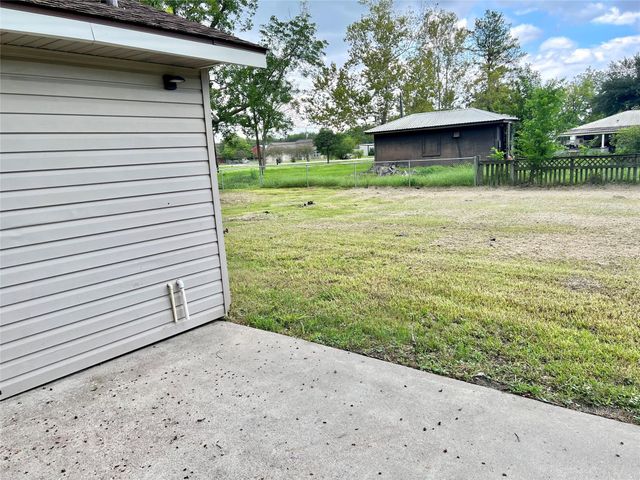 14414 2nd Street, Santa Fe, TX 77517