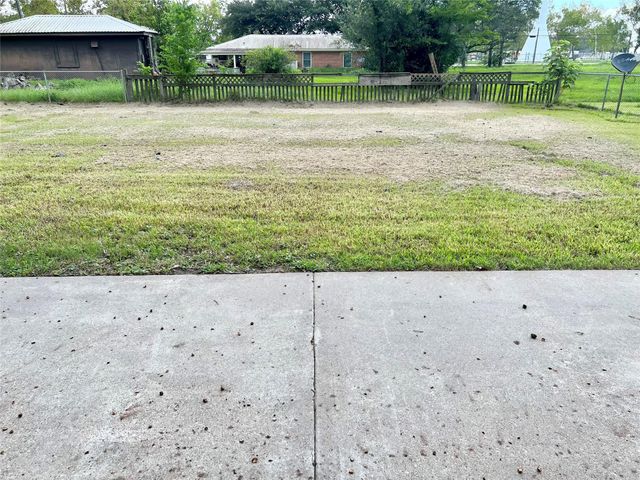 14414 2nd Street, Santa Fe, TX 77517