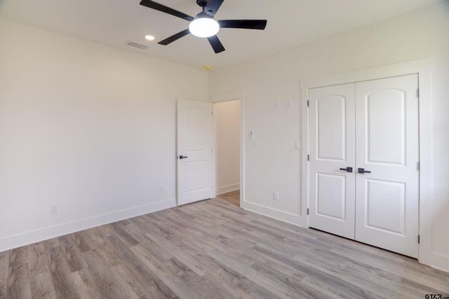 104 W Teal Dr, Troup, TX 75789