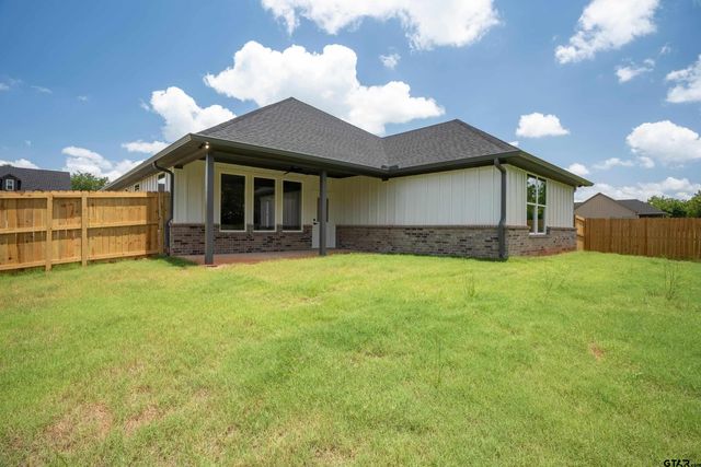 104 W Teal Dr, Troup, TX 75789
