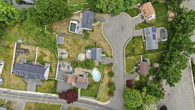 2 Dobbins Drive, Woburn, MA 01801