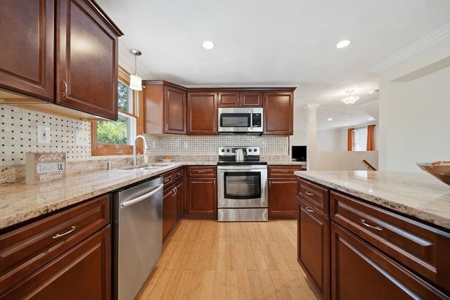 2 Dobbins Drive, Woburn, MA 01801