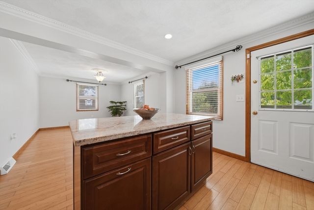 2 Dobbins Drive, Woburn, MA 01801