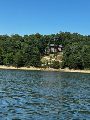 14431 Horseshoe Lane, Rogers, AR 72756