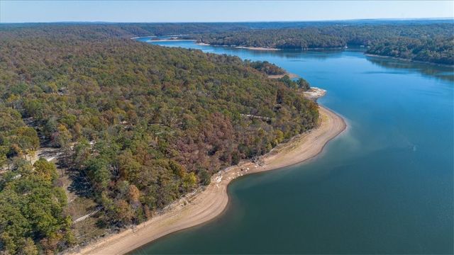 14431 Horseshoe Lane, Rogers, AR 72756