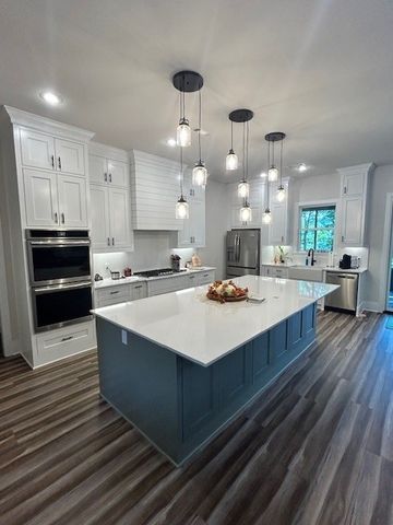 14431 Horseshoe Lane, Rogers, AR 72756