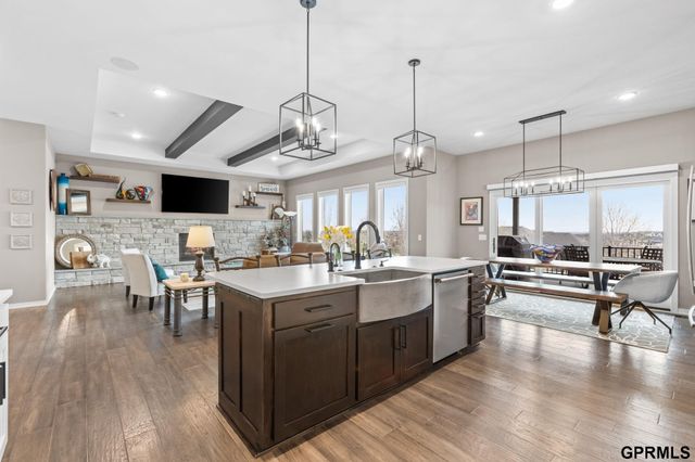 4210 S 220Th Street, Elkhorn, NE 68022
