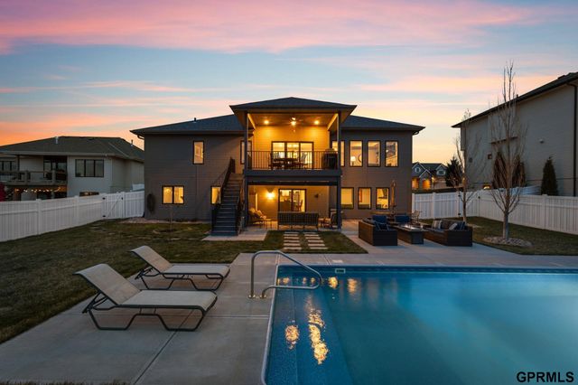 4210 S 220Th Street, Elkhorn, NE 68022