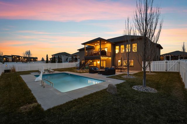 4210 S 220Th Street, Elkhorn, NE 68022