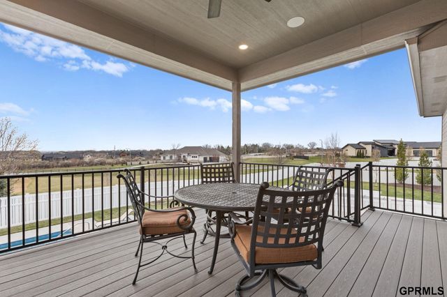 4210 S 220Th Street, Elkhorn, NE 68022