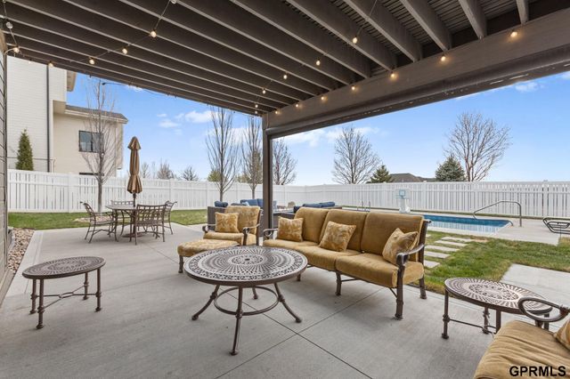 4210 S 220Th Street, Elkhorn, NE 68022