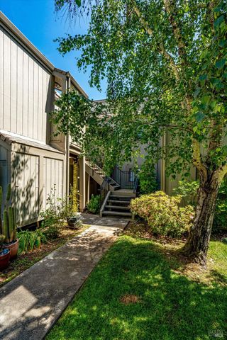 146 Sandpiper Ct, Novato, CA 94949