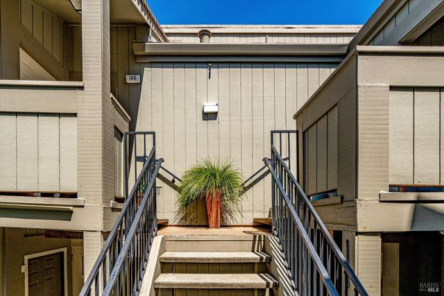 146 Sandpiper Ct, Novato, CA 94949