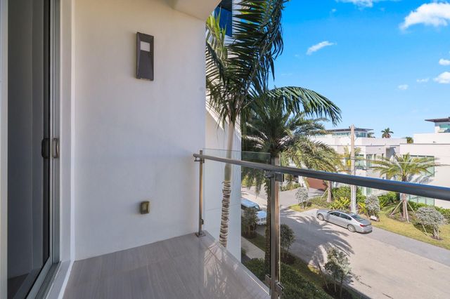 238 Shore Court, Lauderdale-By-The-Sea, Lauderdale By The Sea, FL 33308