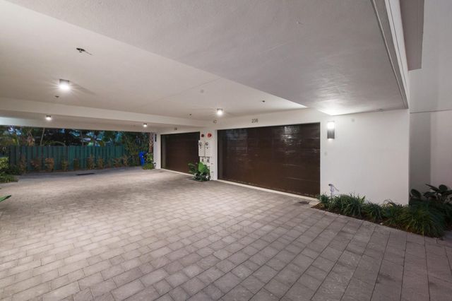 238 Shore Court, Lauderdale-By-The-Sea, Lauderdale By The Sea, FL 33308