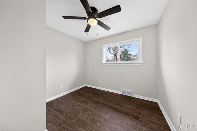 127 Ivy Court, Ballwin, MO 63011