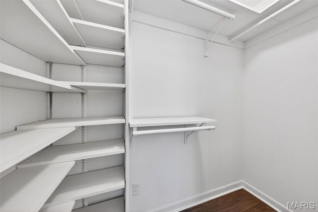 127 Ivy Court, Ballwin, MO 63011