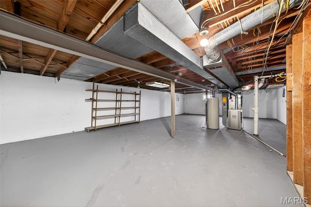 127 Ivy Court, Ballwin, MO 63011