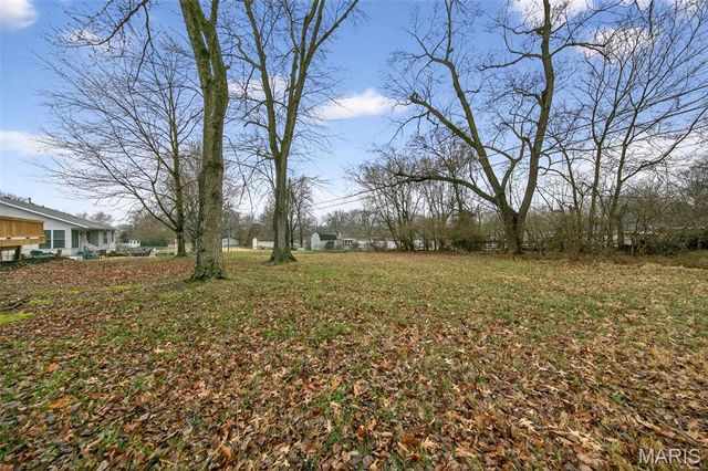 127 Ivy Court, Ballwin, MO 63011