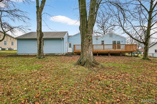127 Ivy Court, Ballwin, MO 63011