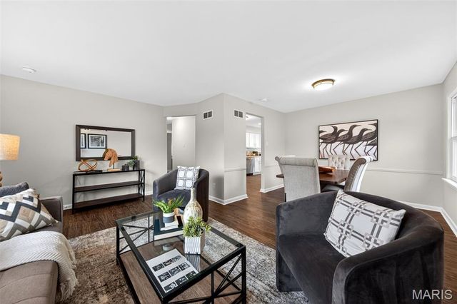 127 Ivy Court, Ballwin, MO 63011