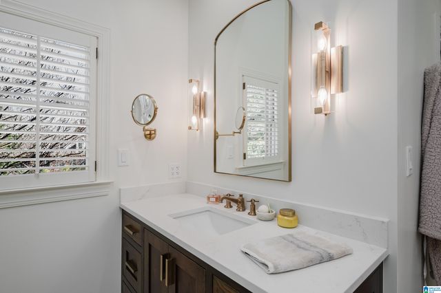 2722 PADEN TRAIL, Vestavia Hills, AL 35226