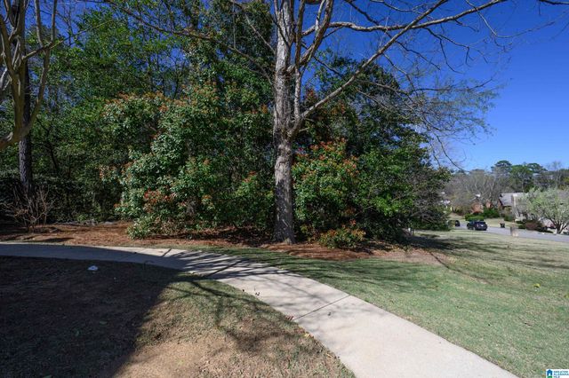 2722 PADEN TRAIL, Vestavia Hills, AL 35226