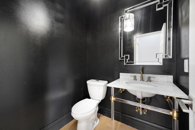 6997 Edington Circle, Shakopee, MN 55379