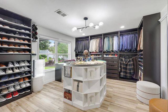 6997 Edington Circle, Shakopee, MN 55379