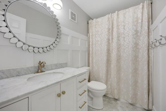 6997 Edington Circle, Shakopee, MN 55379