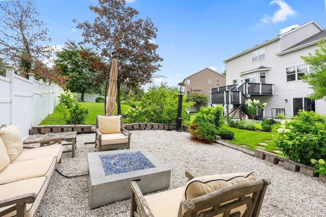 6997 Edington Circle, Shakopee, MN 55379