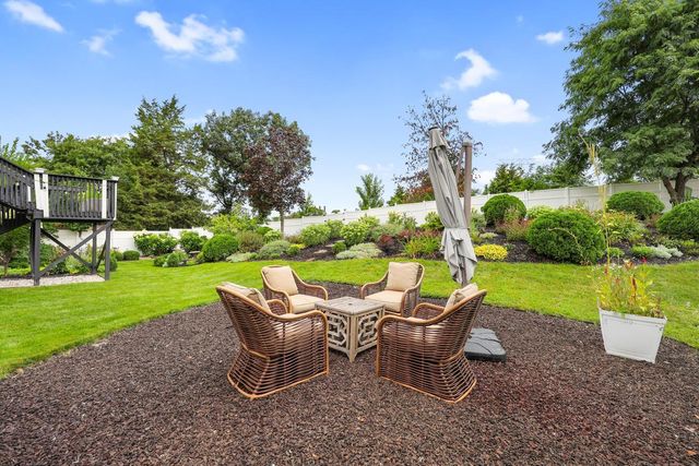 6997 Edington Circle, Shakopee, MN 55379