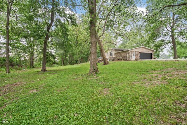 3171 E 600 N, Windfall, IN 46076