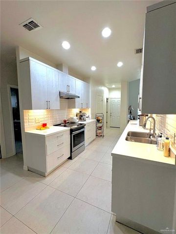 806 Amethyst Drive, Weslaco, TX 78596