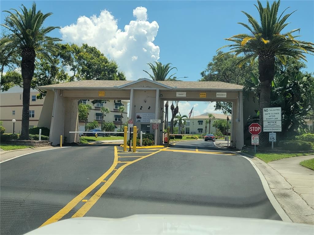 10032 65TH AVENUE N 19, St Petersburg, FL 33708