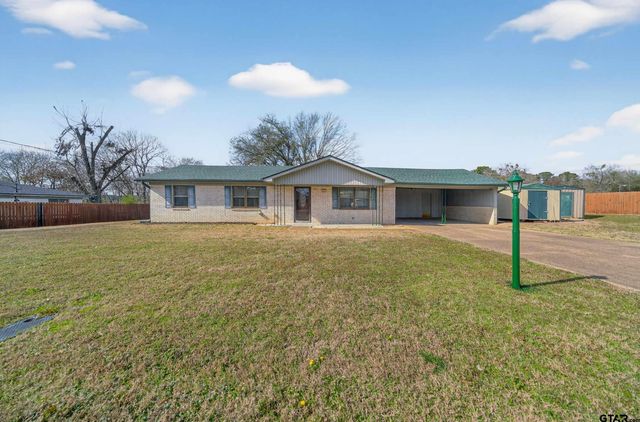 106 Southview Dr, Henderson, TX 75654