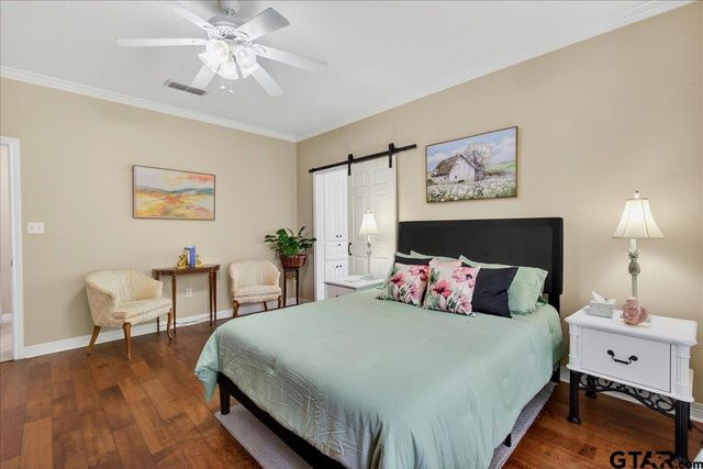 1448 W Tanglewood Dr, Hideaway, TX 75771