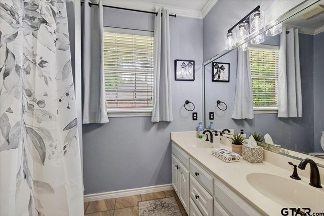 1448 W Tanglewood Dr, Hideaway, TX 75771
