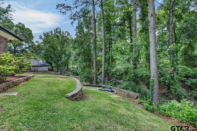 1448 W Tanglewood Dr, Hideaway, TX 75771