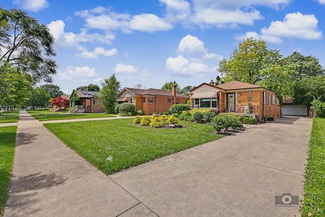 4996 Wick Drive, Oak Lawn, IL 60453