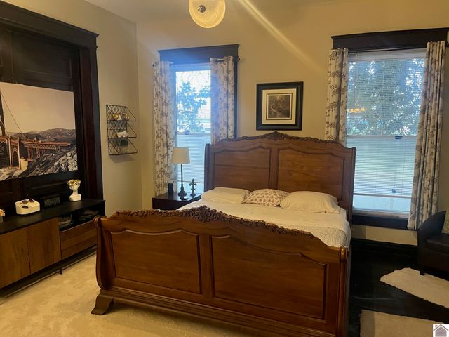 1742 N 12th St., Paducah, KY 42001