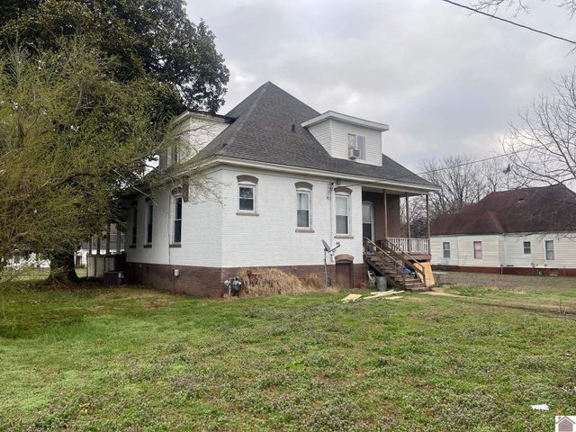 1742 N 12th St., Paducah, KY 42001